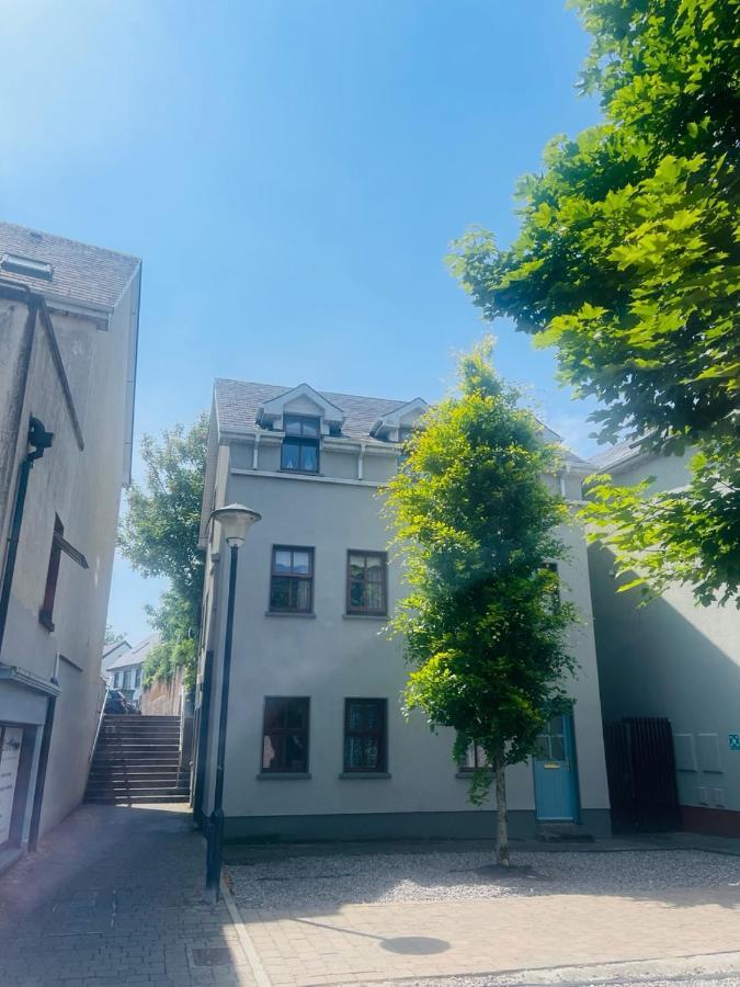 Ballina Town Centre Duplex Apartment Bagian luar foto